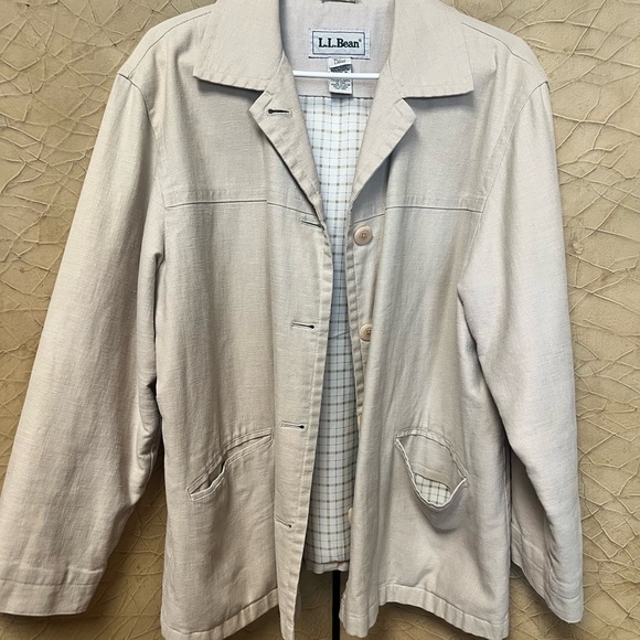 L.L. Bean Beige Jacket petite large - Picture 2 of 6